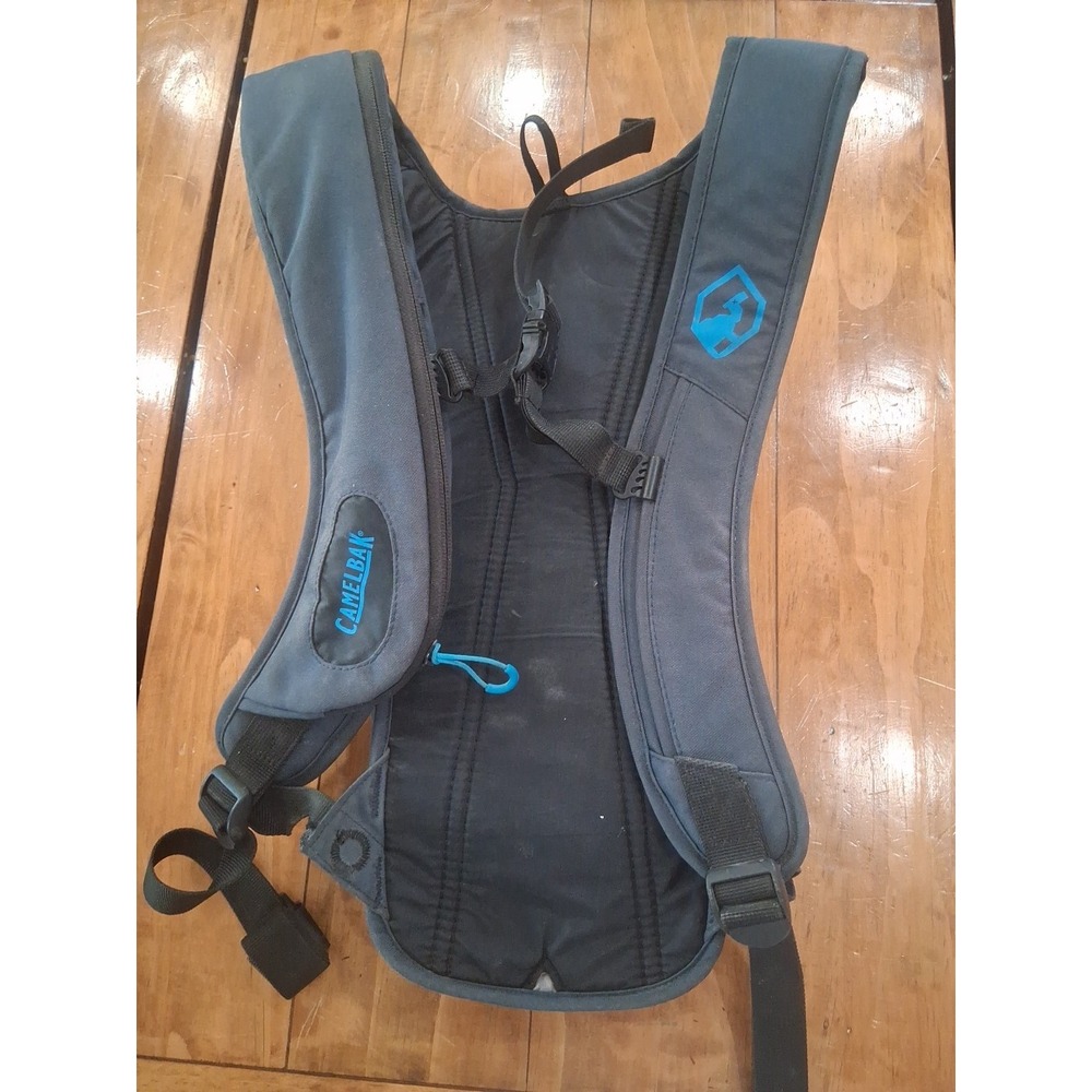 Camelback Scorpion Hydro Back Hydration Back Pack Gray/Blue no bladder - Picture 2 of 3